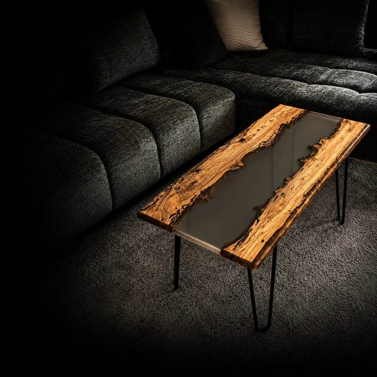 River Table transparent Olivenholz — Couchtisch nach Maß Handarbeit Österreich